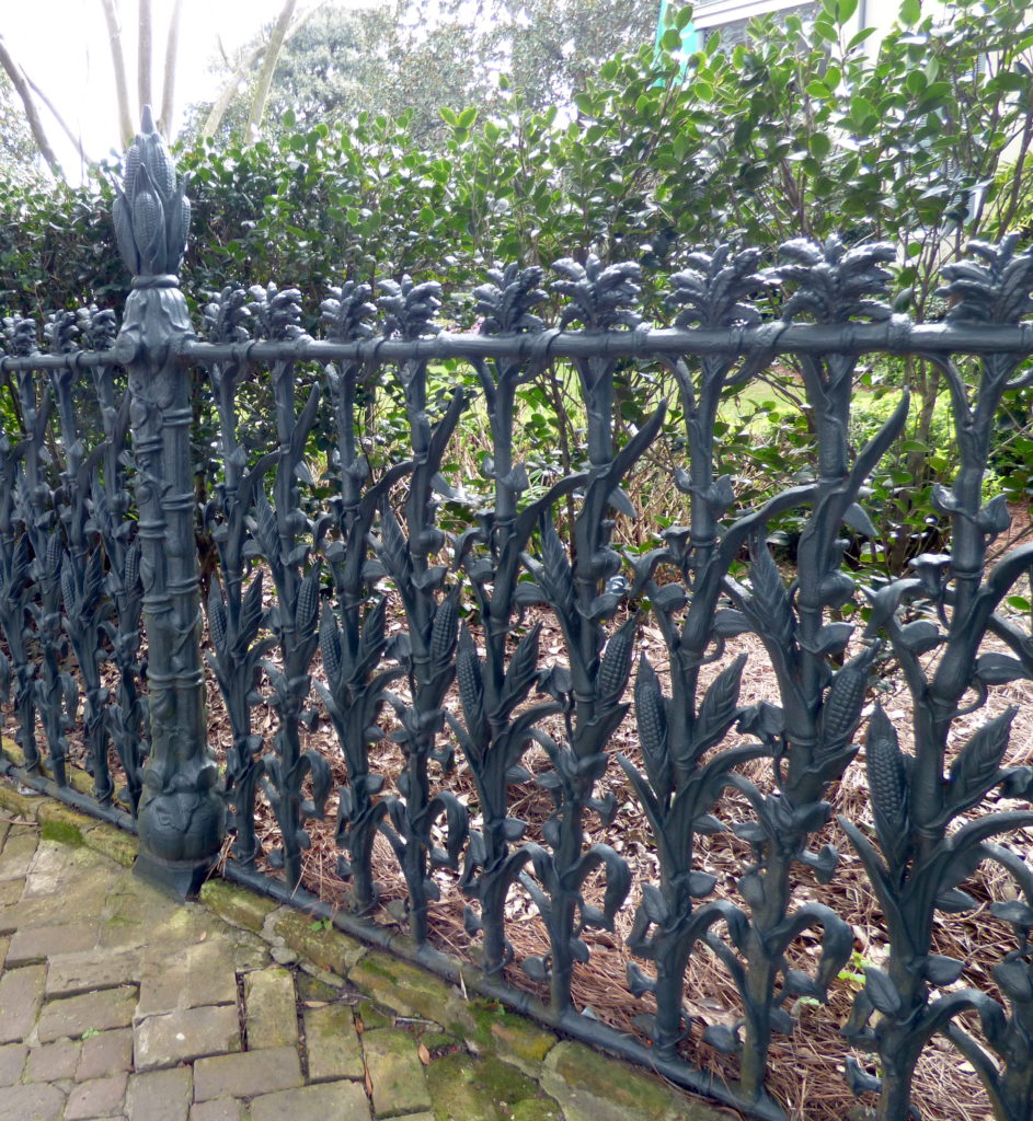 Corncob fence