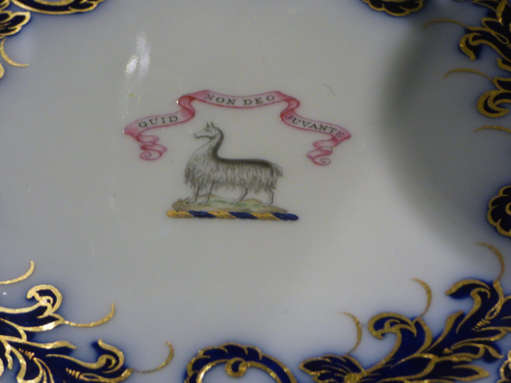 Alpaca plate