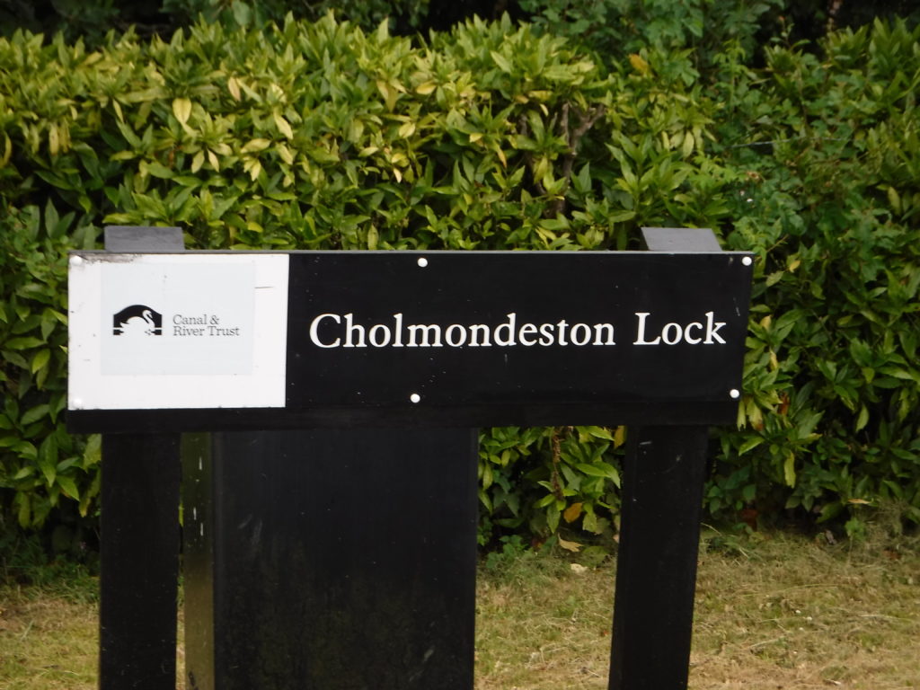 Cholmondeston Lock