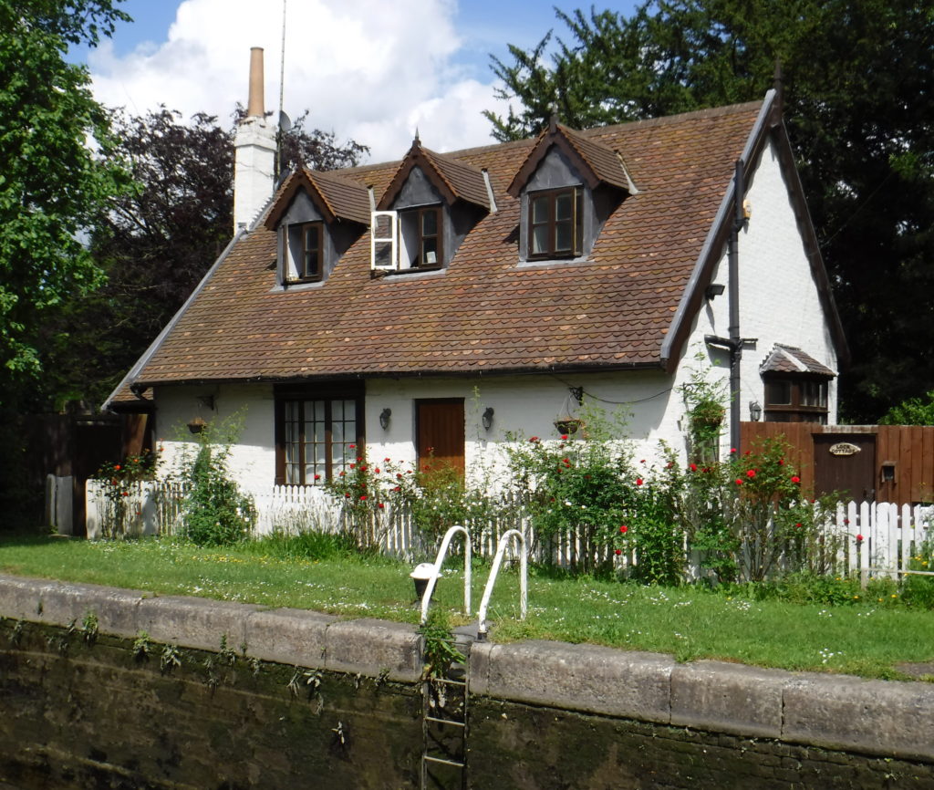 Lockkeeper's cottage